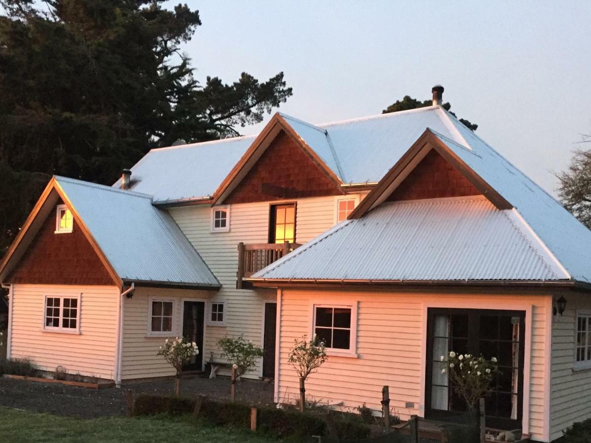 Gunyah Country Estate Villa Windwhistle Buitenkant foto