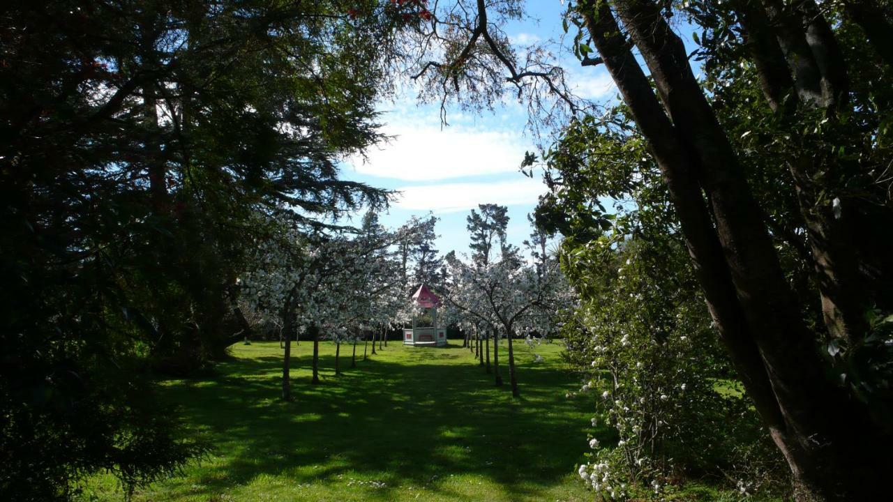 Gunyah Country Estate Villa Windwhistle Buitenkant foto